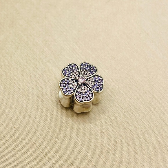 EUC Pandora 791481PCZ Silver Sparkling Primrose Charm w/ Pink & Purple CZ’s - Picture 7 of 10